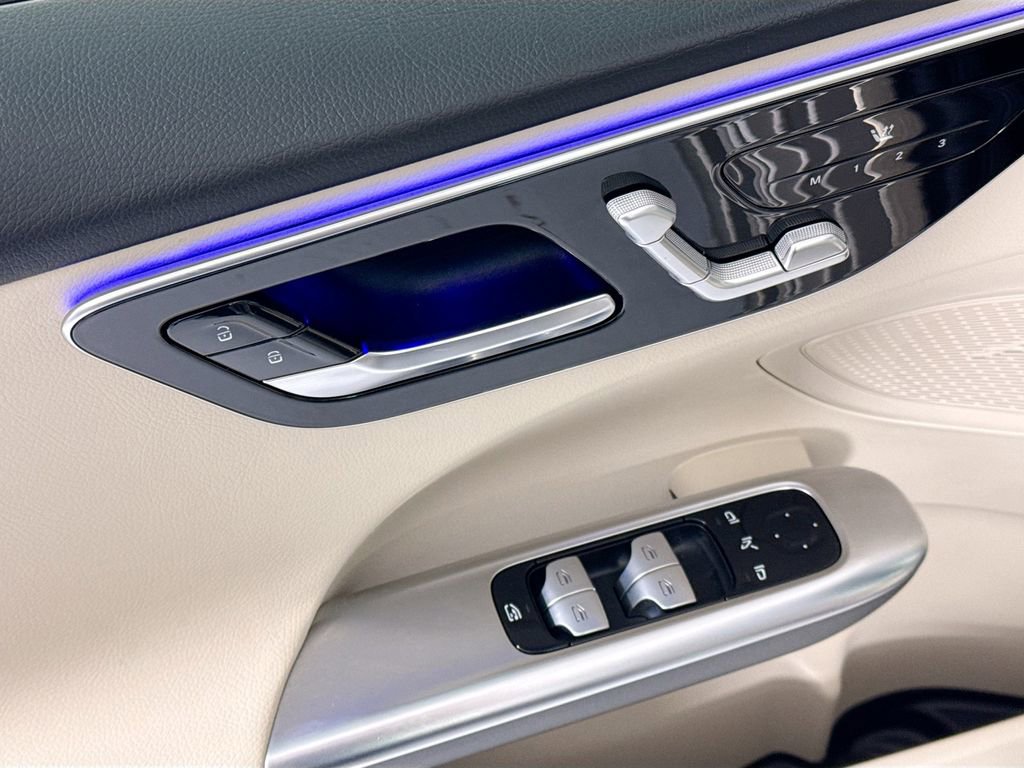 Certified 2022 Mercedes-Benz C 300 4MATIC Sedan image 24