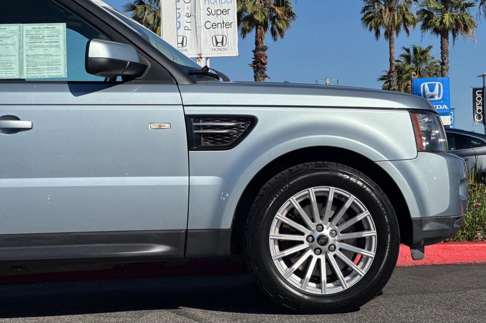 Used 2013 Land Rover Range Rover Sport HSE image 23