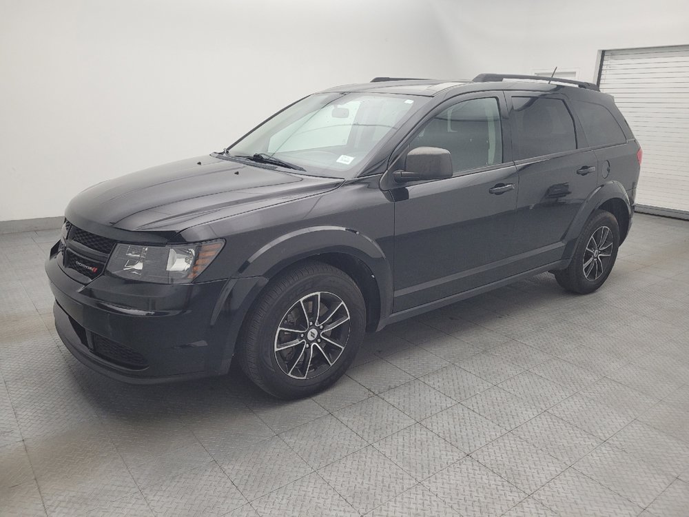 Used 2018 Dodge Journey SE w/ Blacktop Package FWD image 2