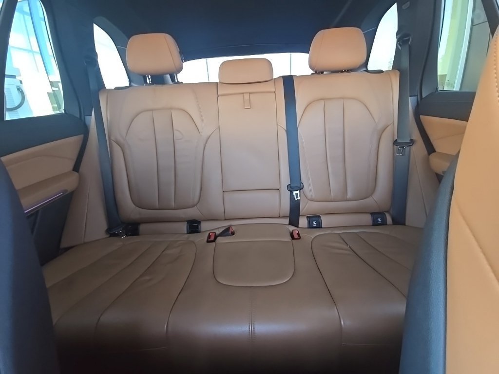 Used 2019 BMW X5 xDrive40i AWD/4WD image 16