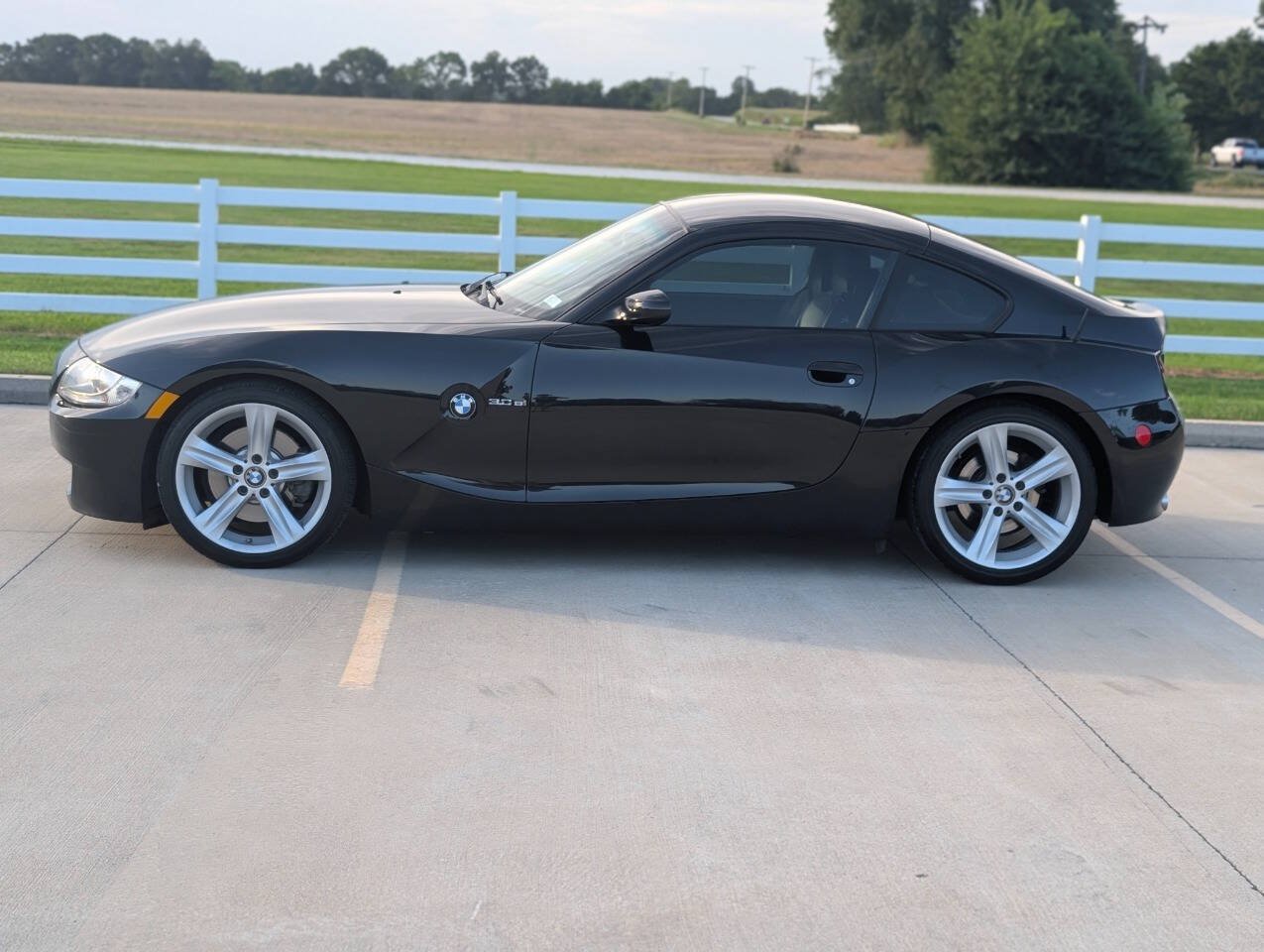 Used 2007 BMW Z4 3.0si RWD image 3