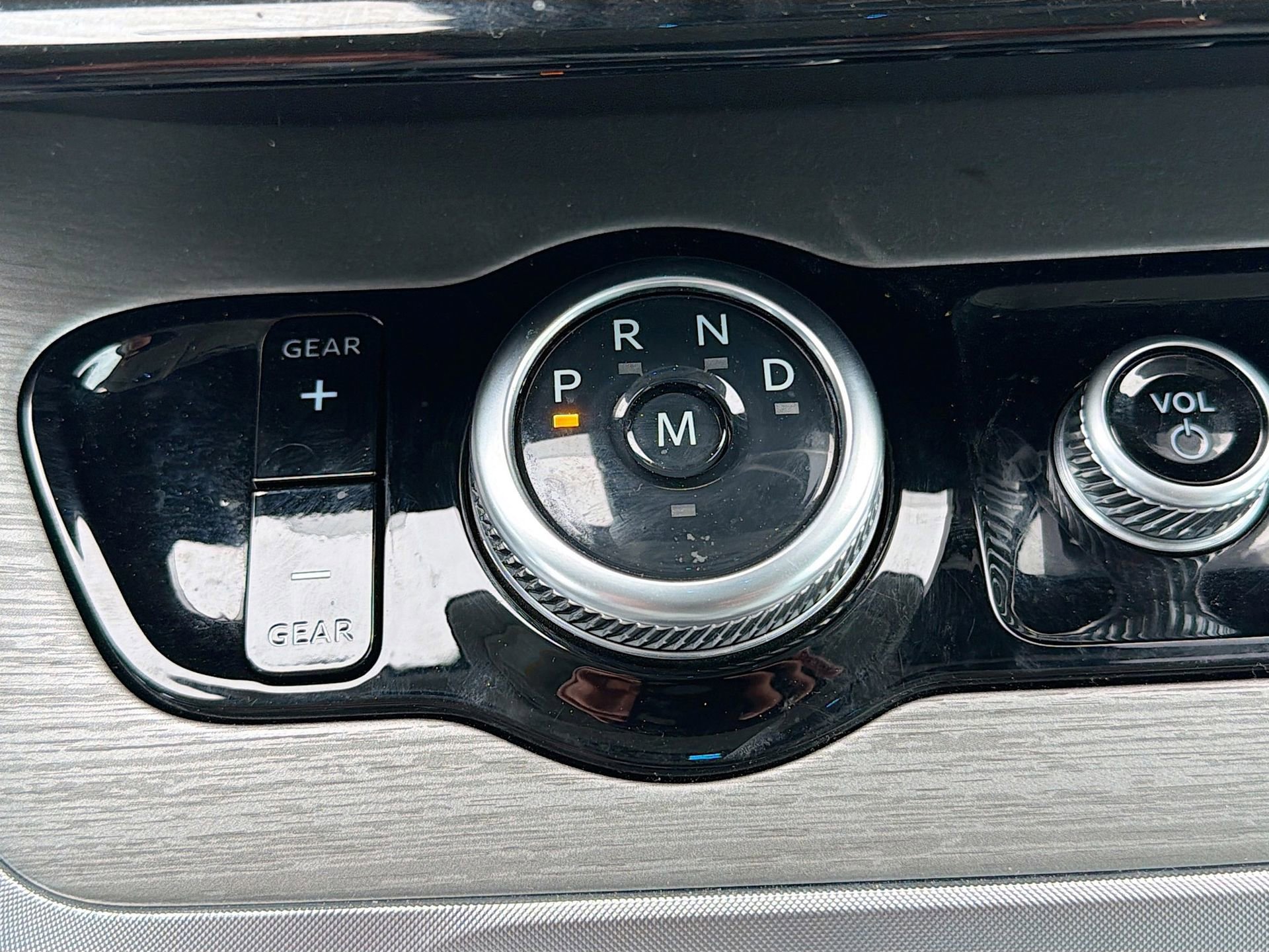 Used 2025 Ford Expedition Platinum AWD/4WD image 19