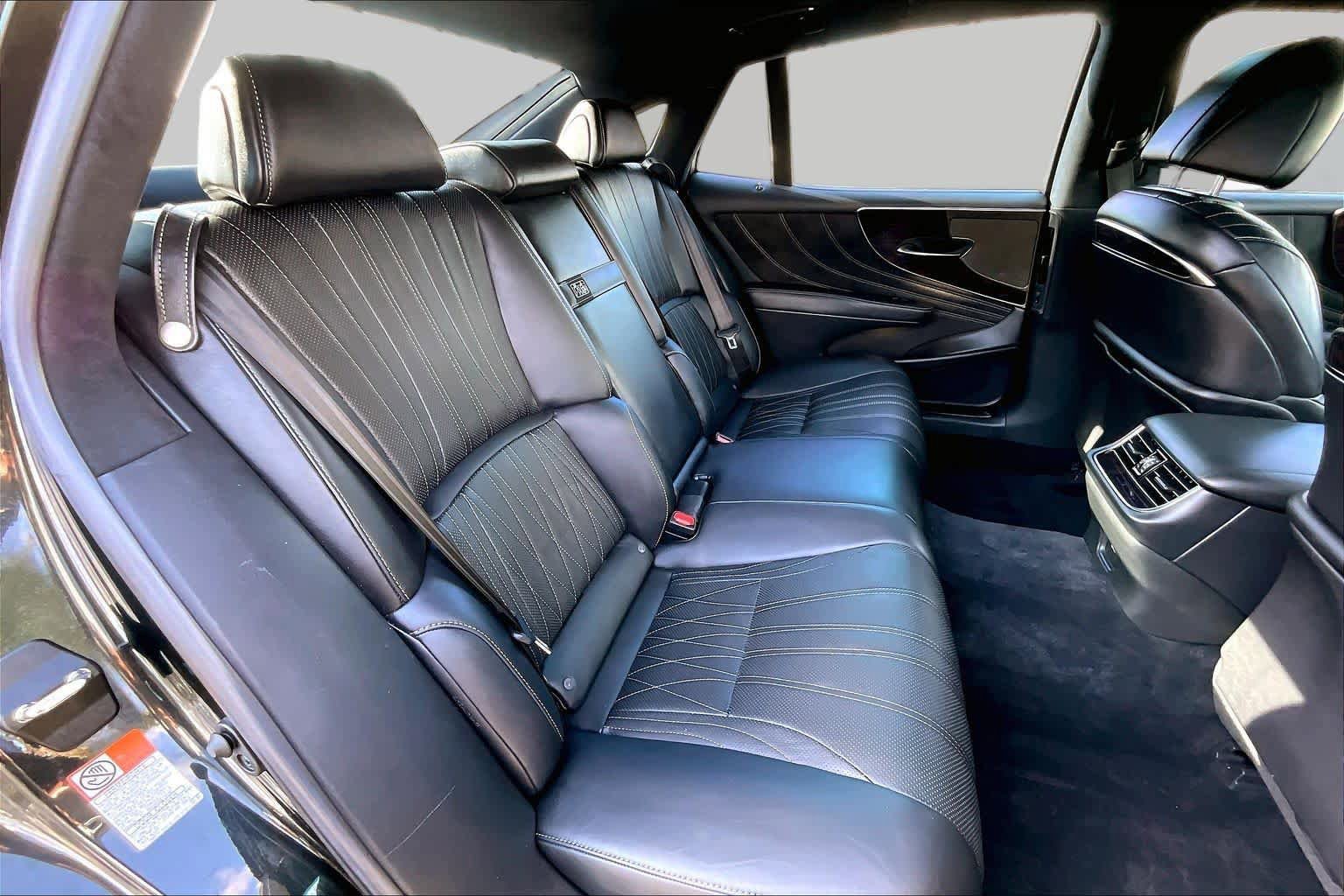 Used 2019 Lexus LS 500 AWD w/ Interior Upgrade Package image 19