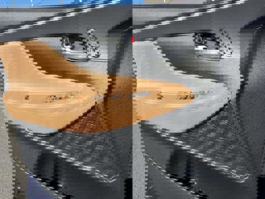 Used 2021 Hyundai Santa Fe Calligraphy w/ Cargo Package image 20