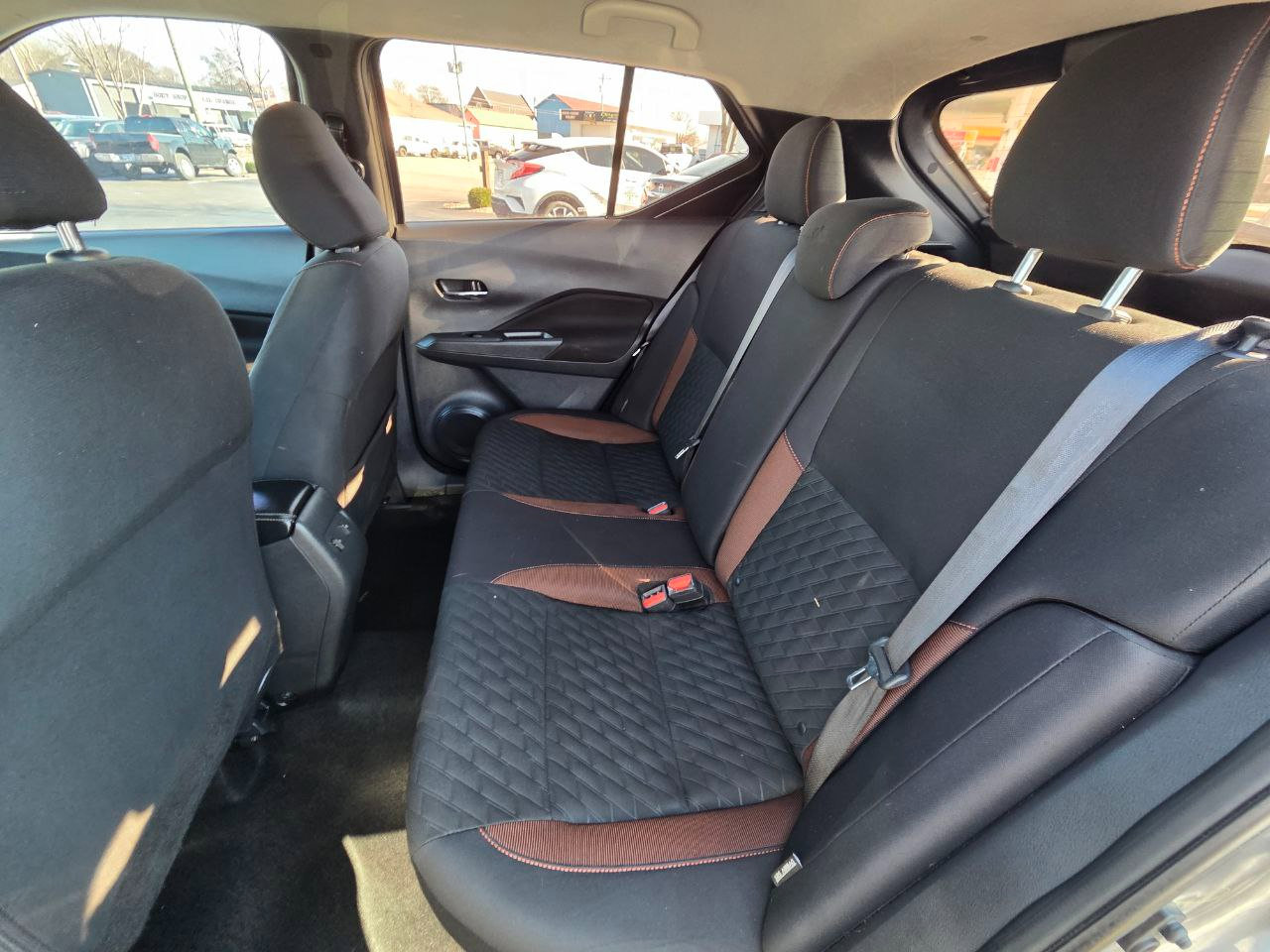 Used 2021 Nissan Kicks SR w/ Exterior Package image 15