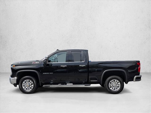 Used 2024 Chevrolet Silverado 2500 LTZ w/ LTZ Plus Package AWD/4WD image 9