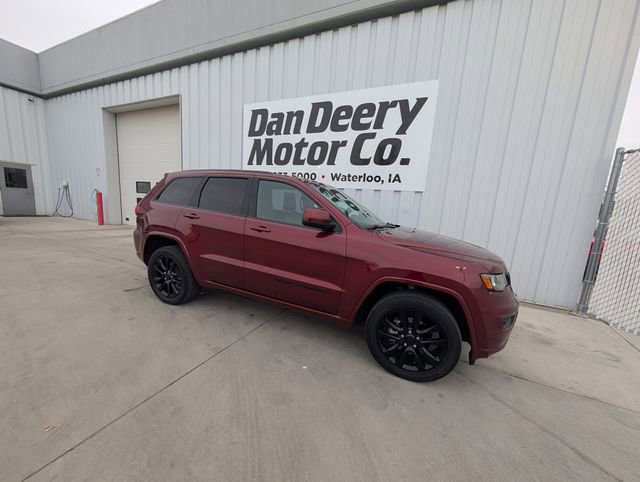 Used 2019 Jeep Grand Cherokee Altitude AWD/4WD image 21