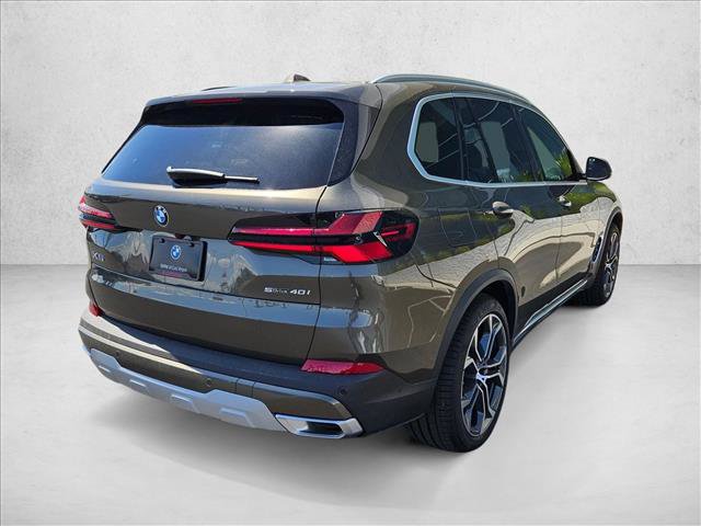 New 2026 BMW X5 sDrive40i RWD image 2