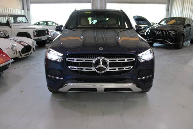 Used 2025 Mercedes-Benz GLE 450e 4MATIC image 41
