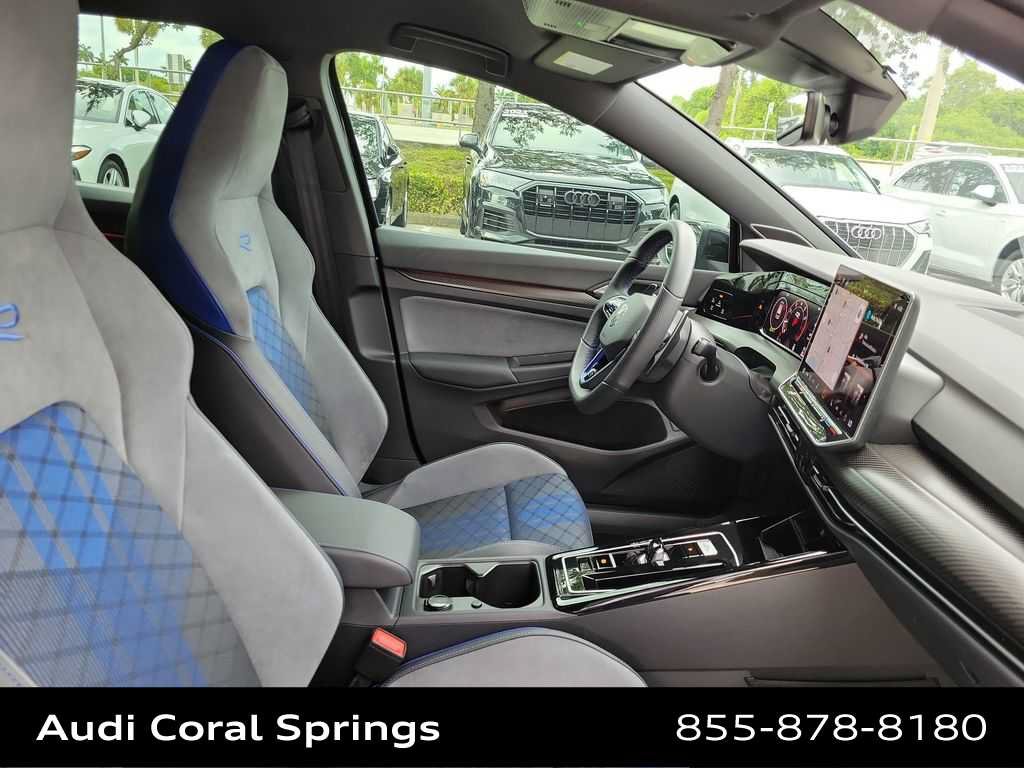 Used 2025 Volkswagen Golf R Black Edition AWD/4WD image 22