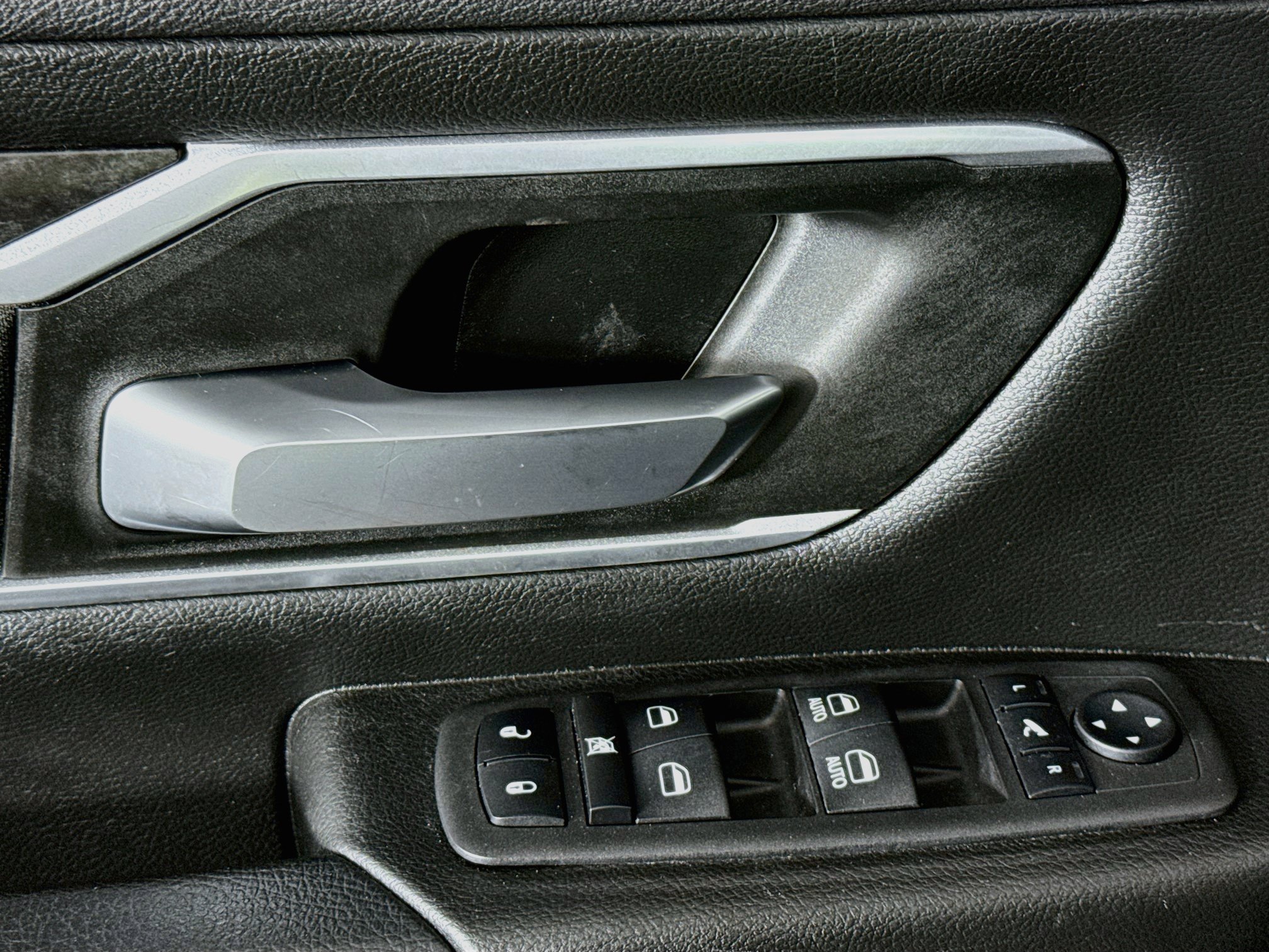 Used 2023 RAM 1500 Big Horn RWD image 22