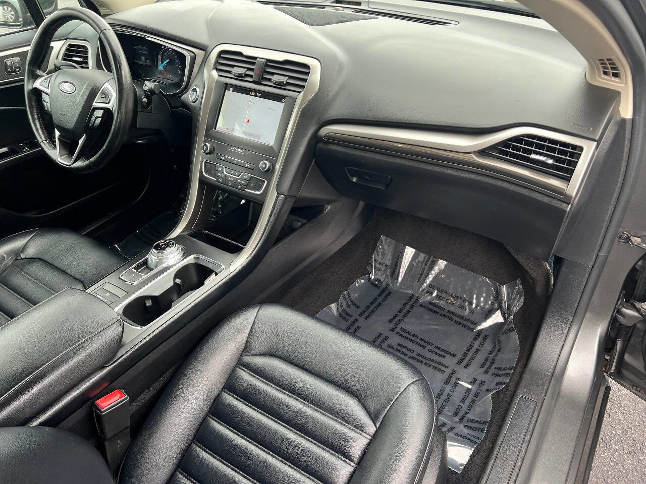Used 2019 Ford Fusion SEL FWD image 27