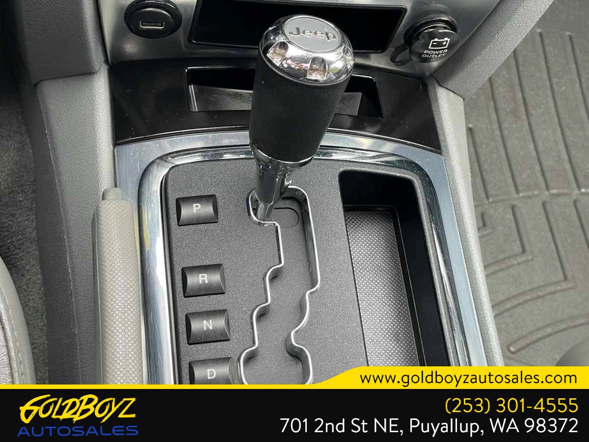 Used 2007 Jeep Grand Cherokee SRT8 AWD/4WD image 28