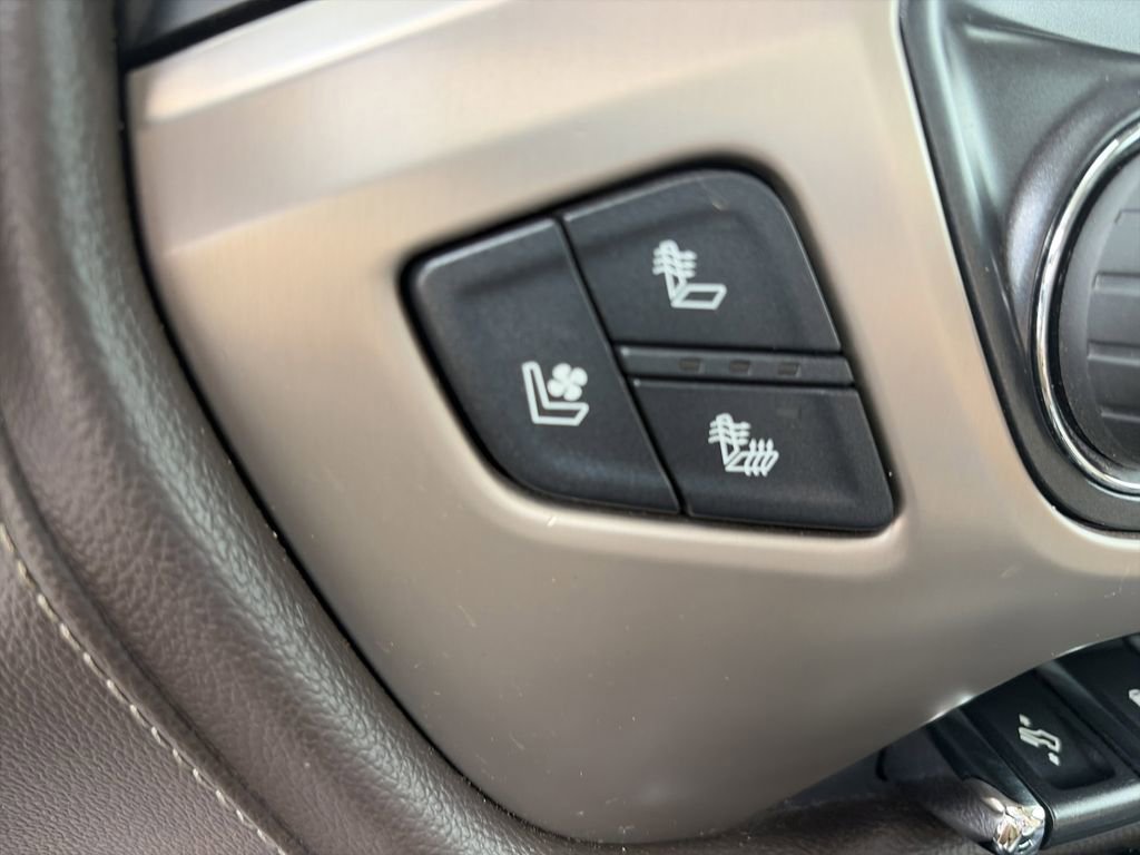 Used 2017 GMC Sierra 1500 Denali w/ Denali Ultimate Package AWD/4WD image 27