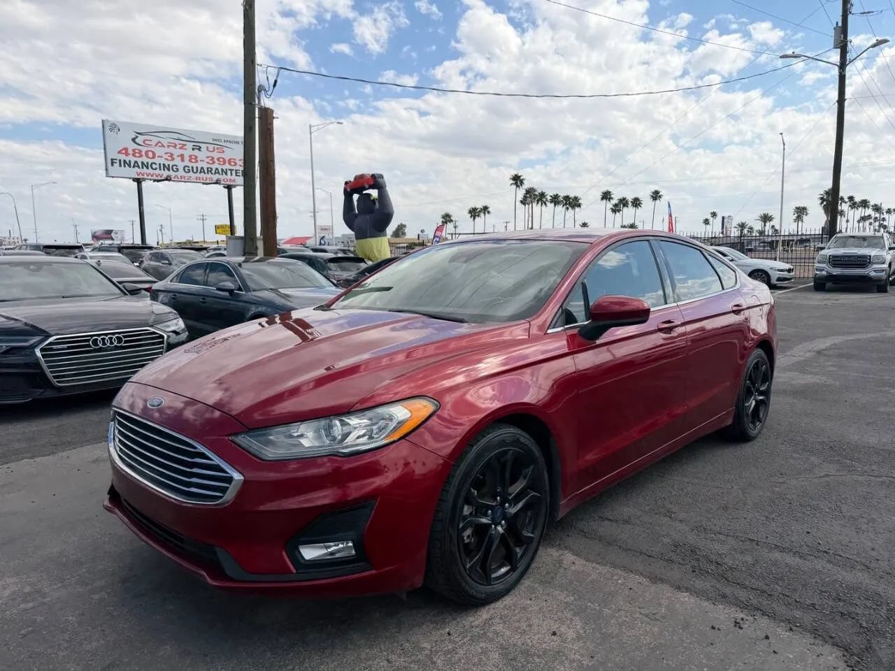 Used 2019 Ford Fusion SE w/ Equipment Group 151A FWD image 3