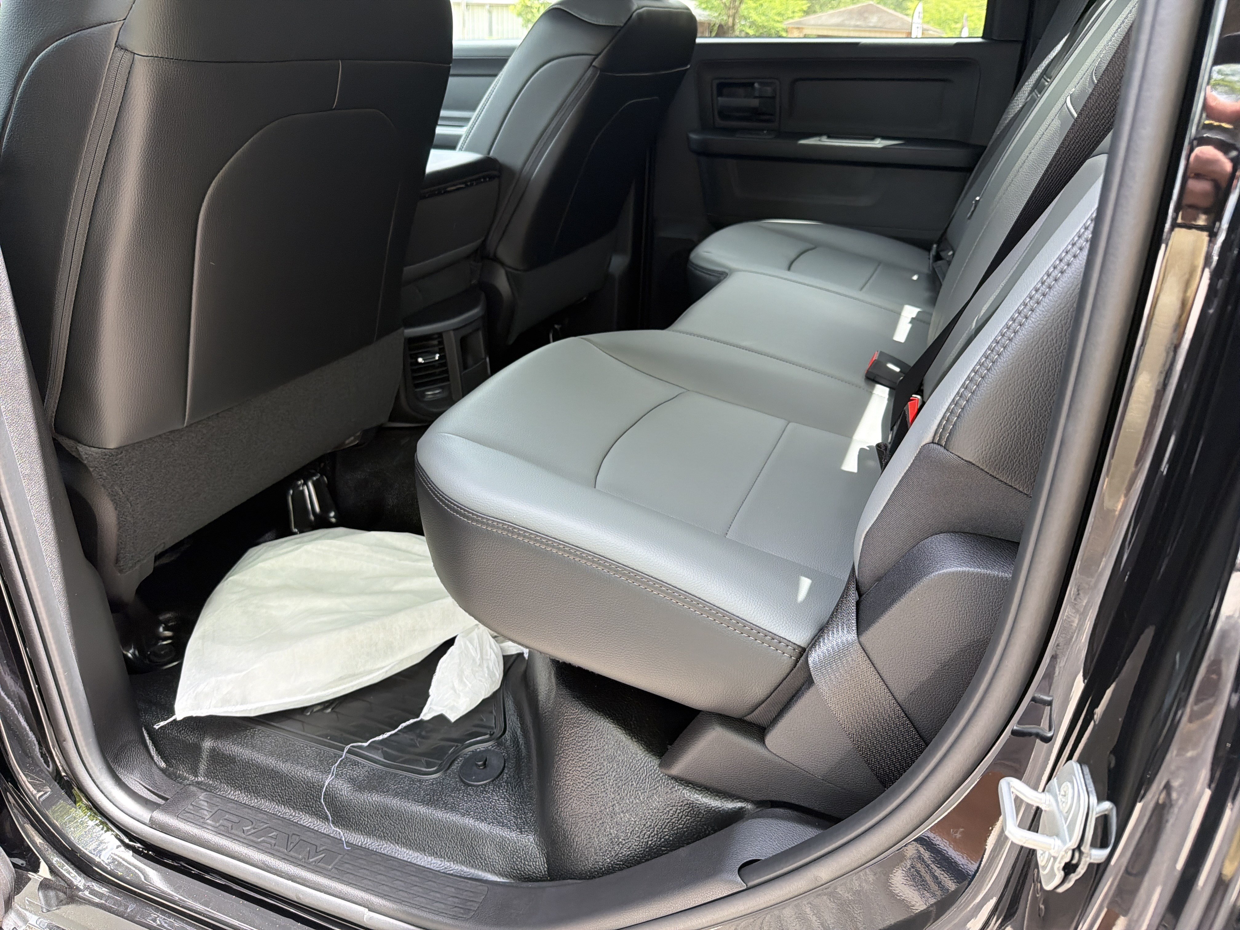 New 2026 RAM 3500 Tradesman AWD/4WD image 18