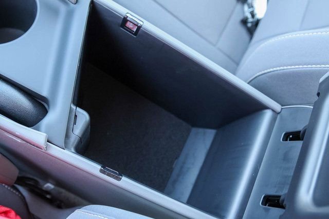 New 2026 Hyundai Elantra Sport image 13