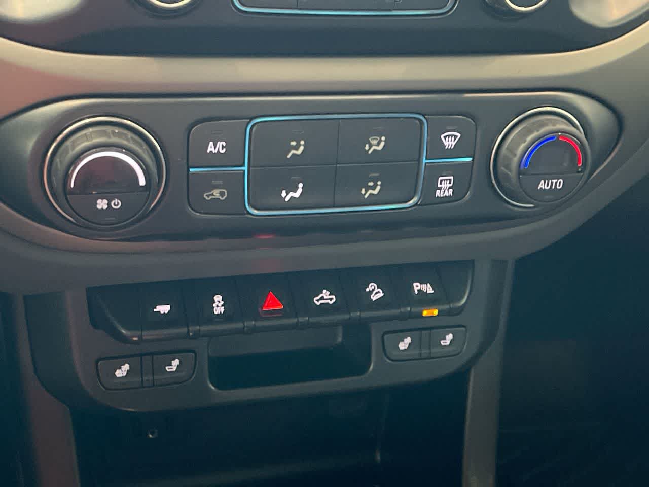 Used 2019 Chevrolet Colorado Z71 AWD/4WD image 19