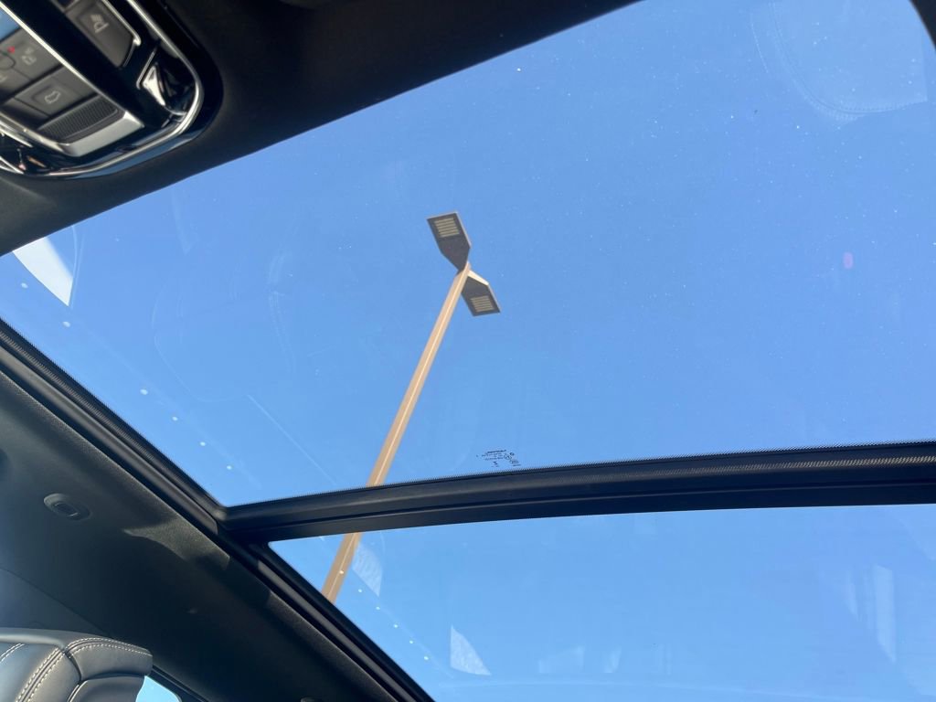 New 2026 Jeep Grand Wagoneer Summit w/ Rear Seat Video Group I image 7