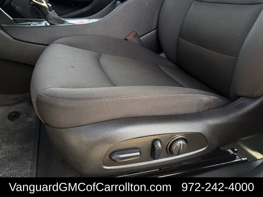 Used 2024 Chevrolet Malibu LT FWD image 27