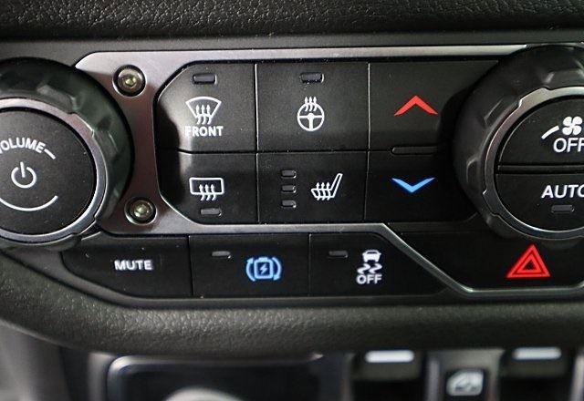 Used 2024 Jeep Wrangler Willys image 37