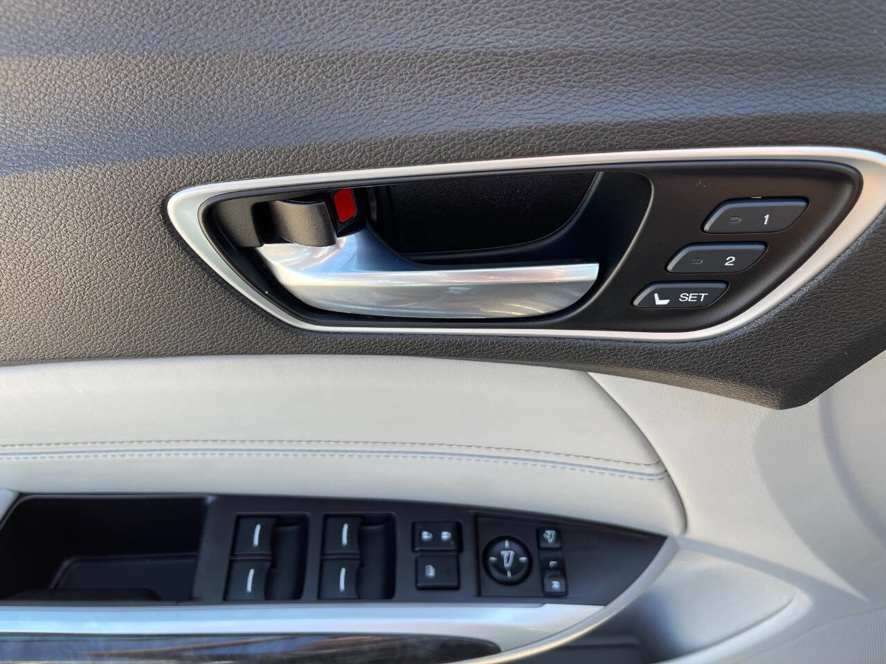 Used 2018 Acura TLX V6 w/ Advance Package image 15