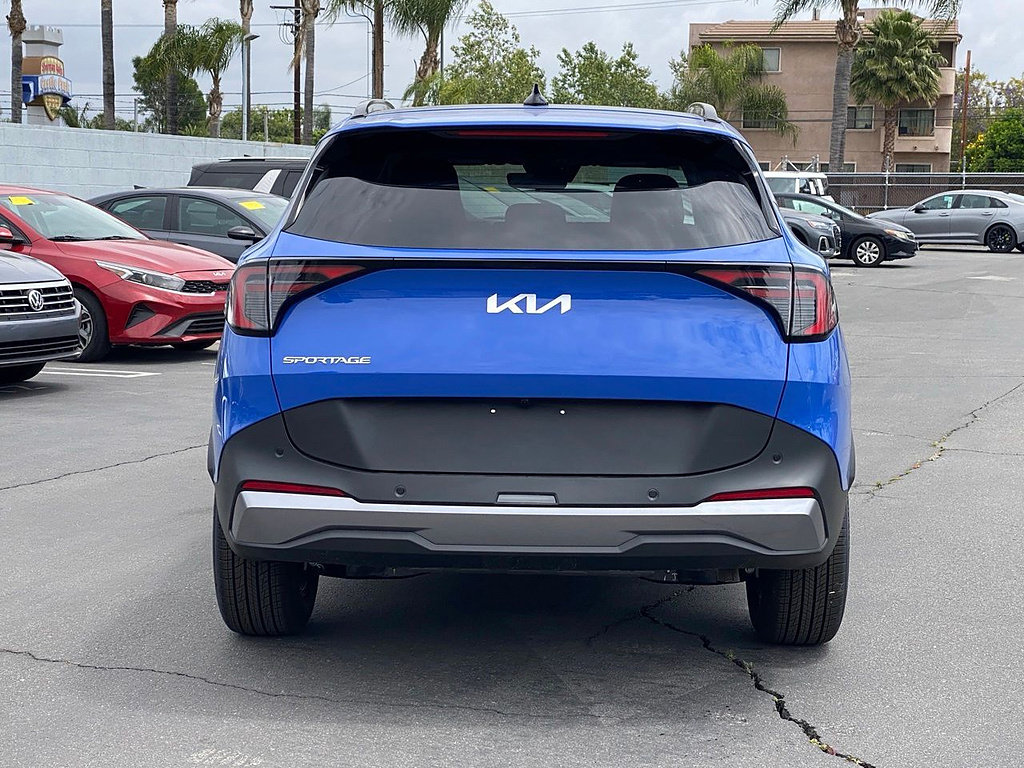 New 2026 Kia Sportage EX FWD image 5