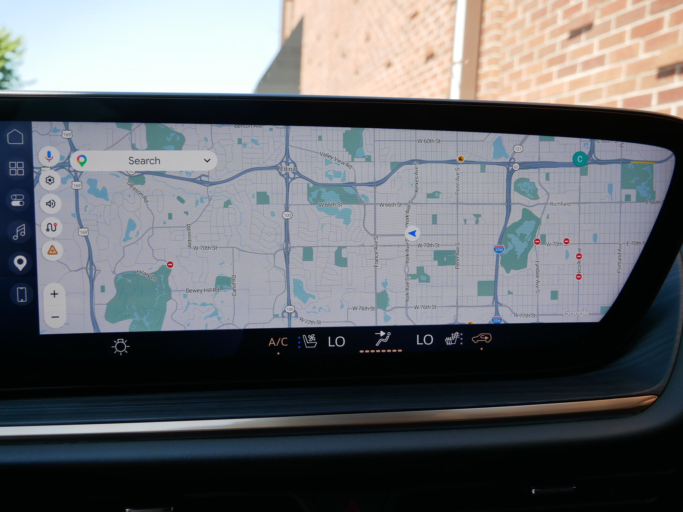 Used 2025 Buick Envision Avenir AWD/4WD image 17