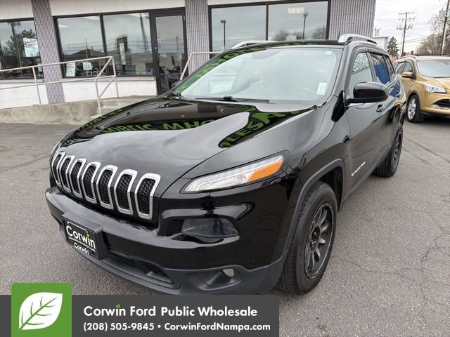 Used 2018 Jeep Cherokee Latitude Plus w/ Comfort/Convenience Group image 1