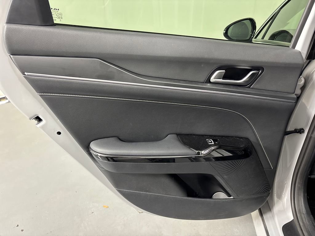 Used 2025 Kia K5 GT-Line image 33