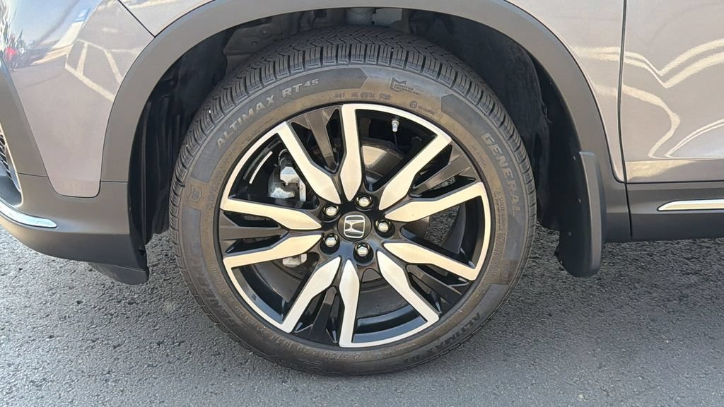 Used 2022 Honda Pilot Elite image 9