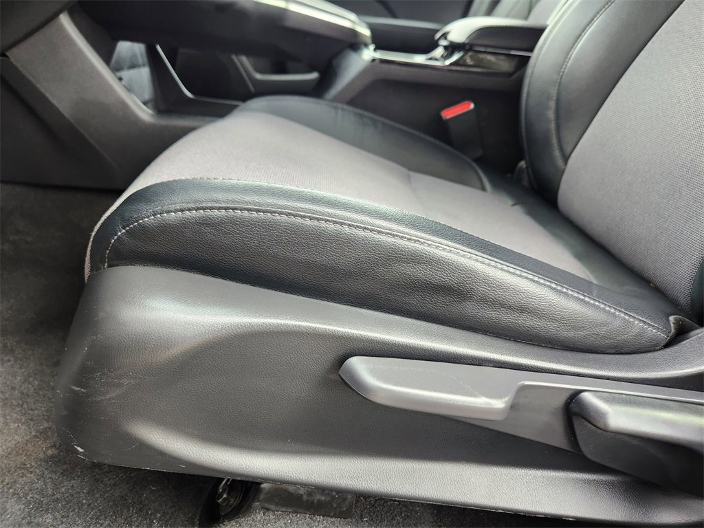 Used 2018 Honda Clarity Plug-In Hybrid image 7