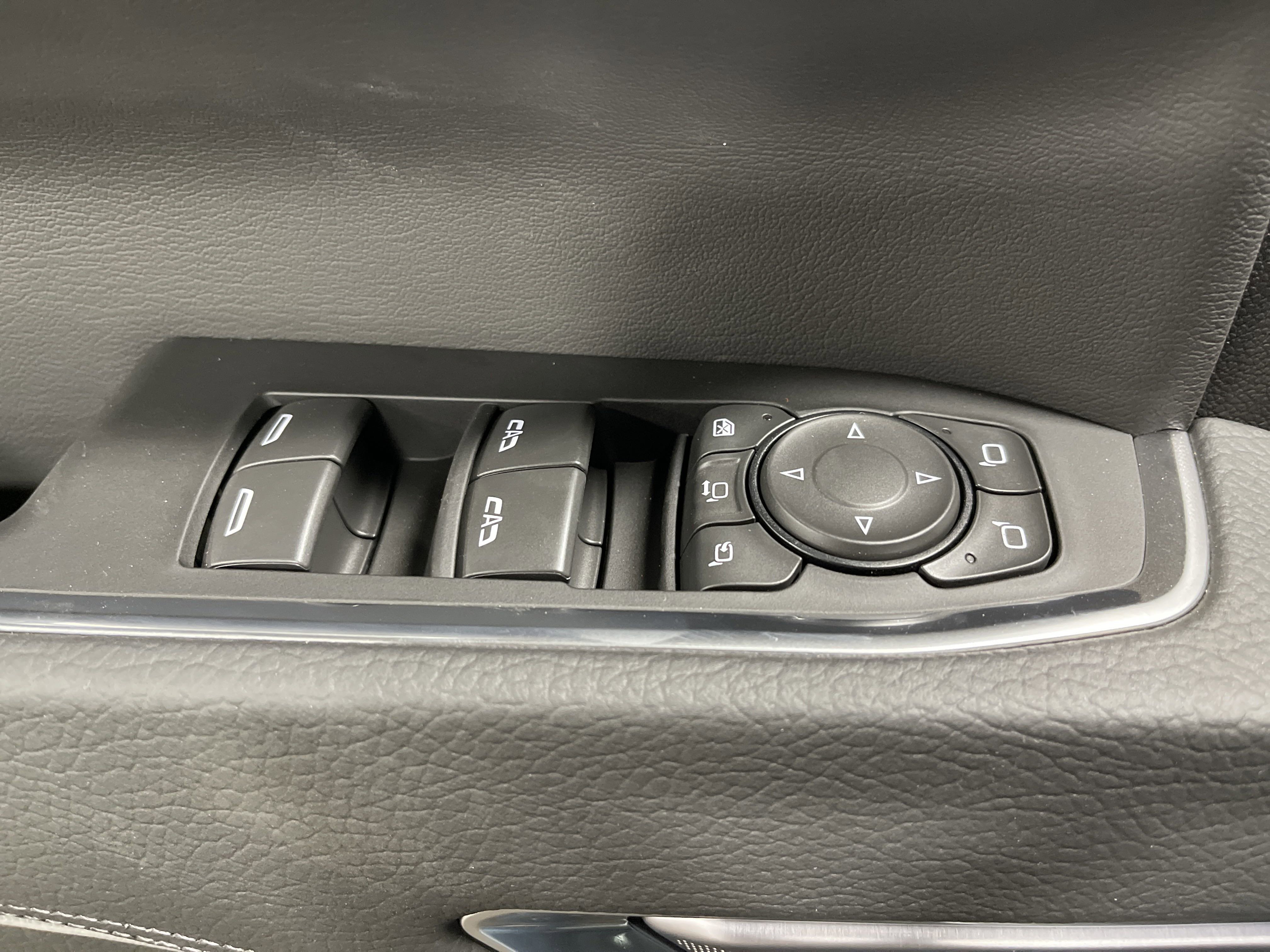 New 2026 GMC Sierra 2500 Denali w/ Denali Reserve Package image 12