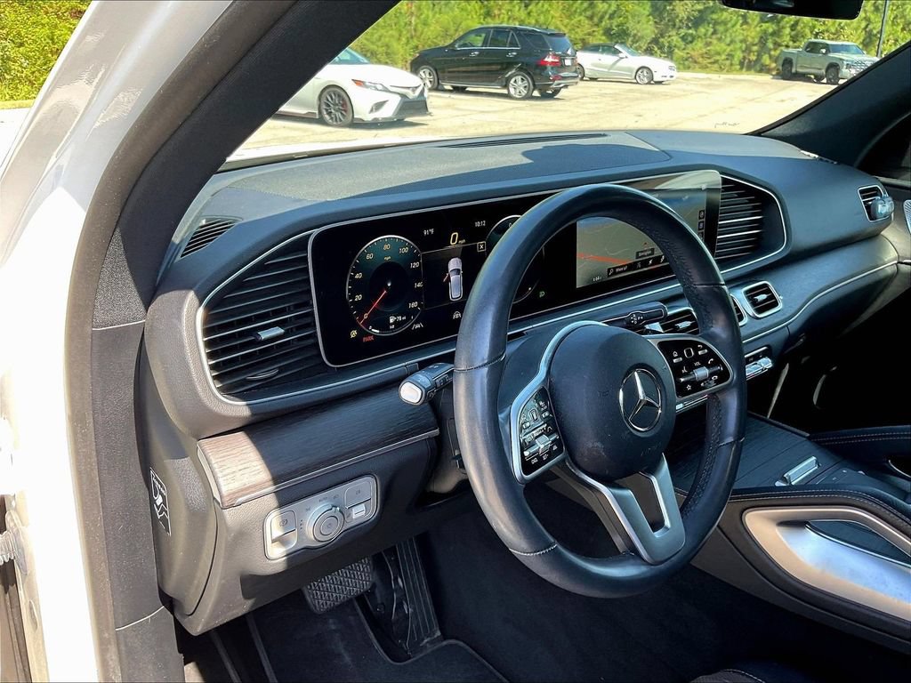 Used 2021 Mercedes-Benz GLE 350 4MATIC image 4