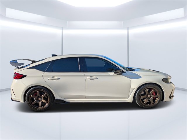 Used 2023 Honda Civic Type R image 2