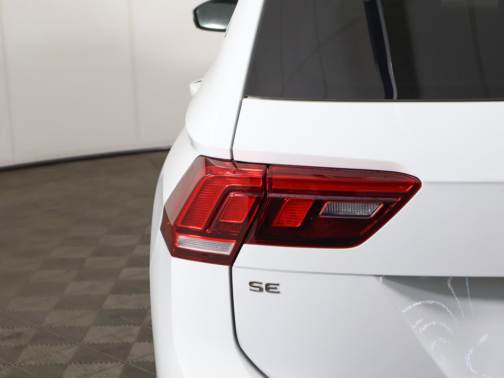 Certified 2024 Volkswagen Tiguan SE AWD/4WD image 15