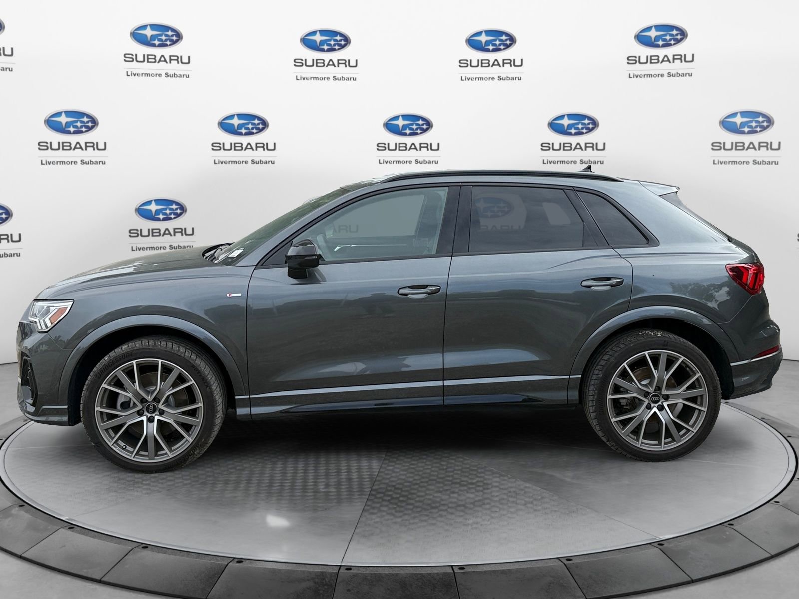 Used 2025 Audi Q3 2.0T Premium Plus w/ Premium Plus Package AWD/4WD image 7