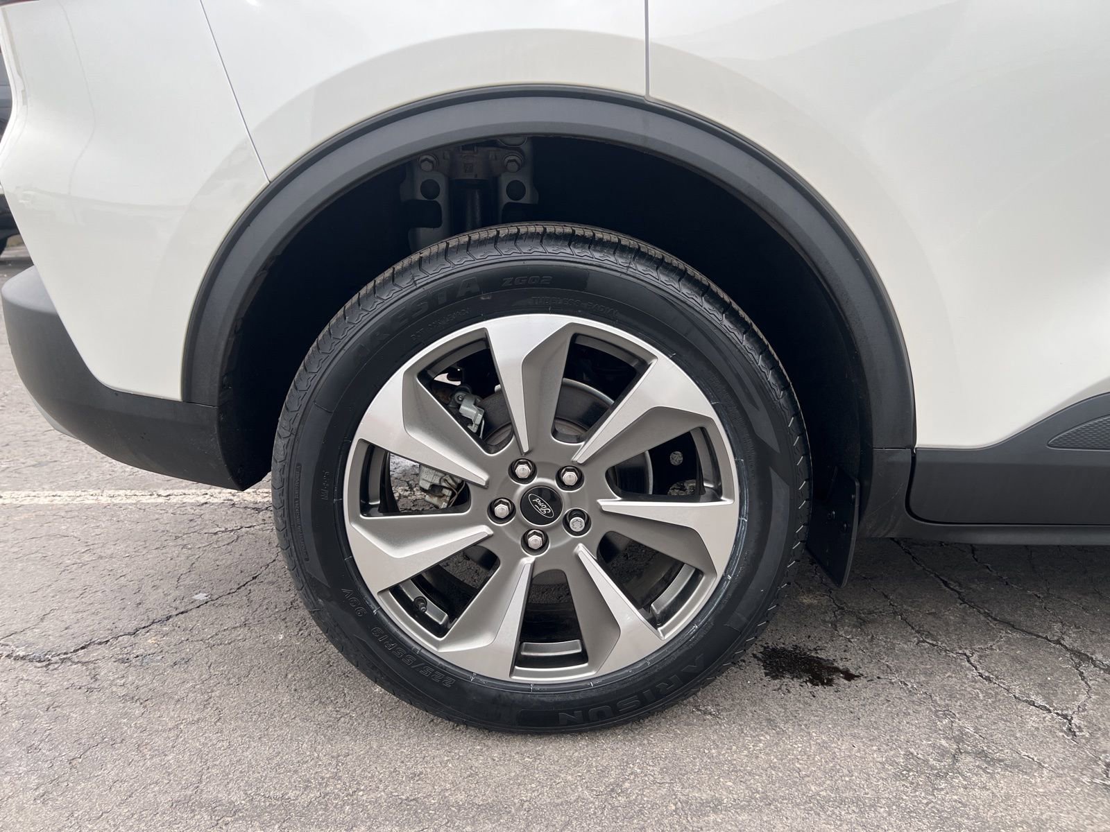 Used 2023 Ford Escape Platinum image 39