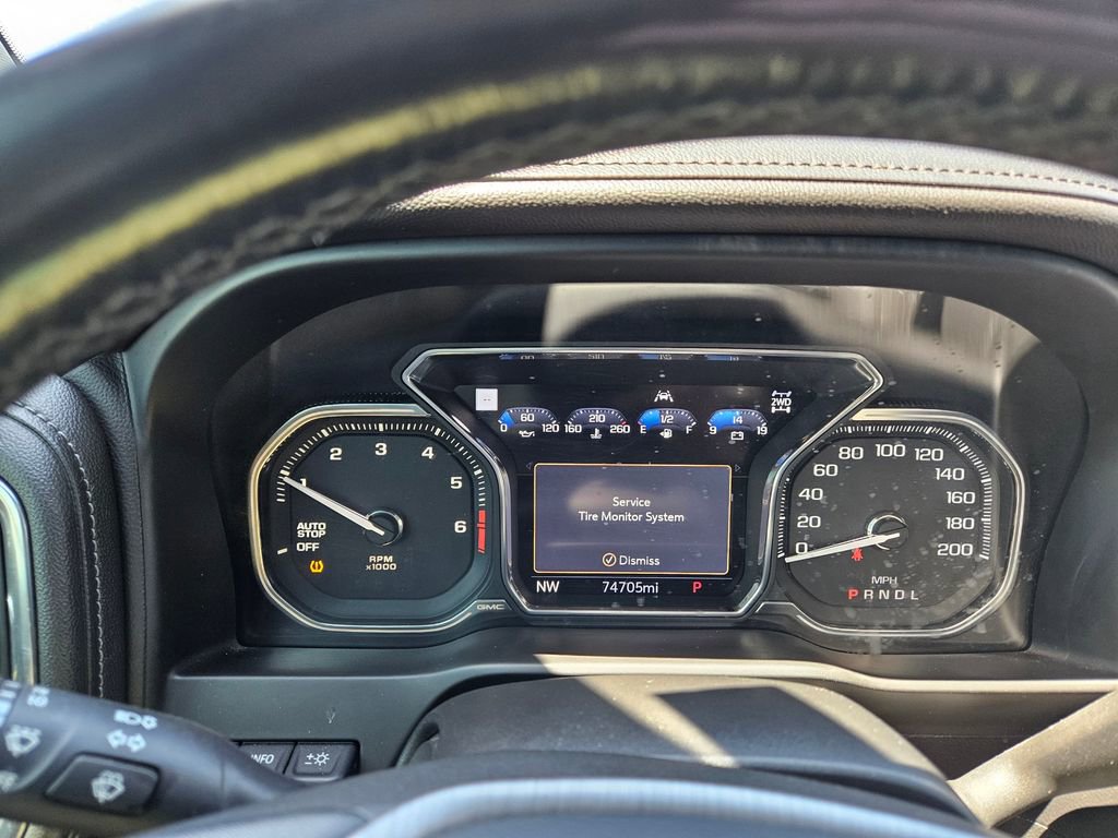 Used 2020 GMC Sierra 1500 Denali w/ Denali Carbonpro Edition AWD/4WD image 11