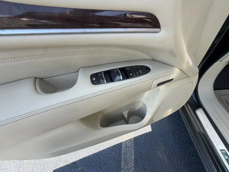 Used 2013 INFINITI JX35 AWD w/ Premium Pkg image 10
