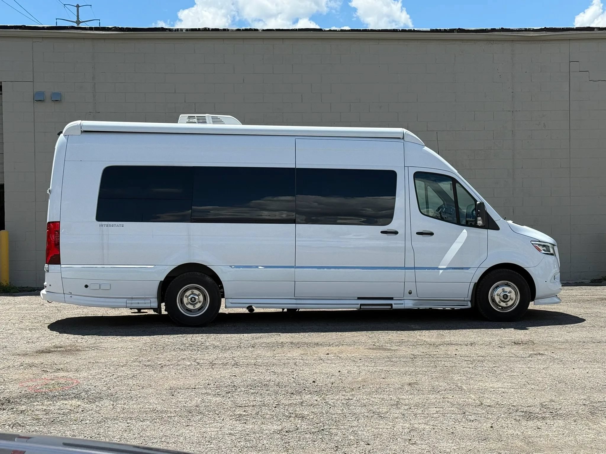 Used 2022 Mercedes-Benz Sprinter 3500 w/ Parking Package image 11