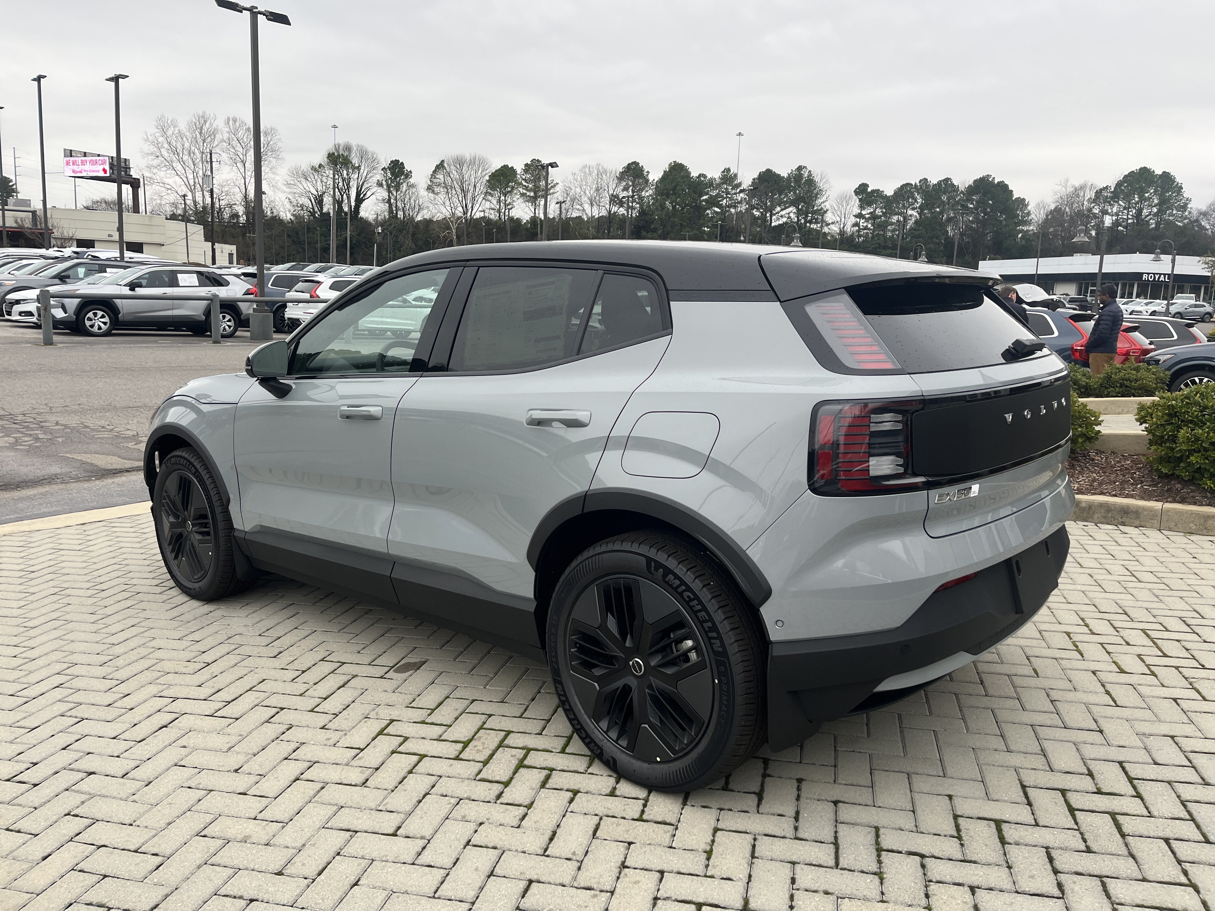New 2026 Volvo EX30 Cross Country Ultra w/ Protection Package Premier AWD/4WD image 3