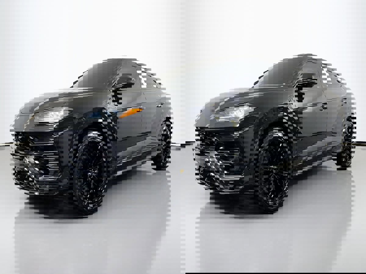 Used 2020 Lamborghini Urus image 45