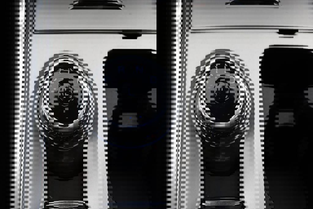 Used 2021 Ford Explorer XLT w/ Equipment Group 202A image 24