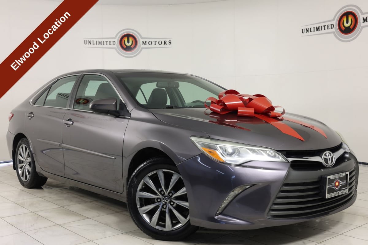 Used 2015 Toyota Camry XLE FWD image 1