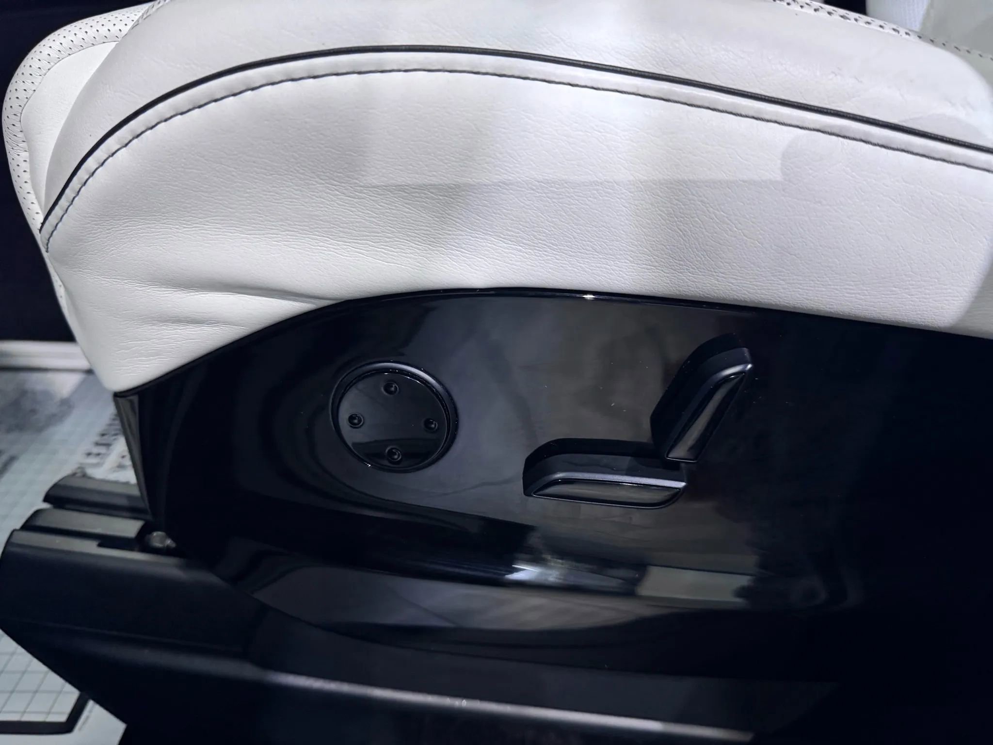 Used 2016 Tesla Model X 90D image 12