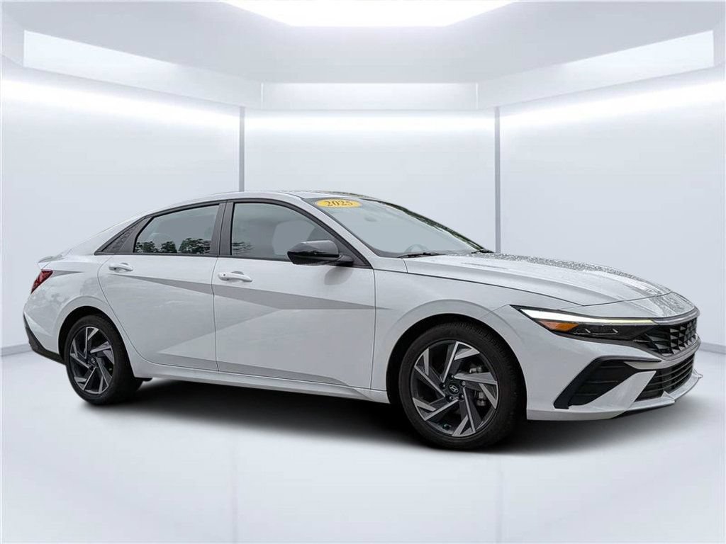 Used 2025 Hyundai Elantra Sport