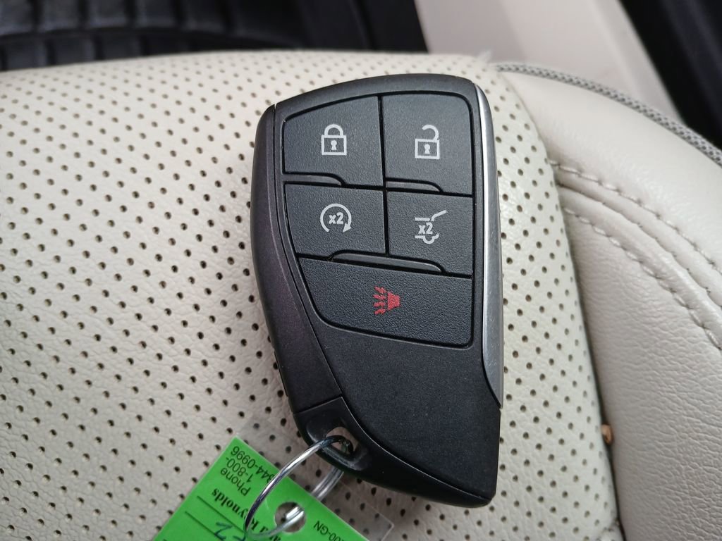 Used 2021 Buick Envision Essence FWD image 20