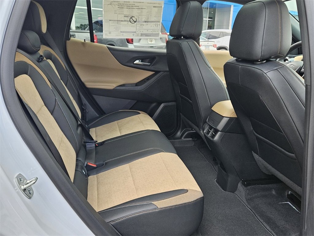 New 2026 Chevrolet Equinox ACTIV w/ Safety and Technology Package image 15