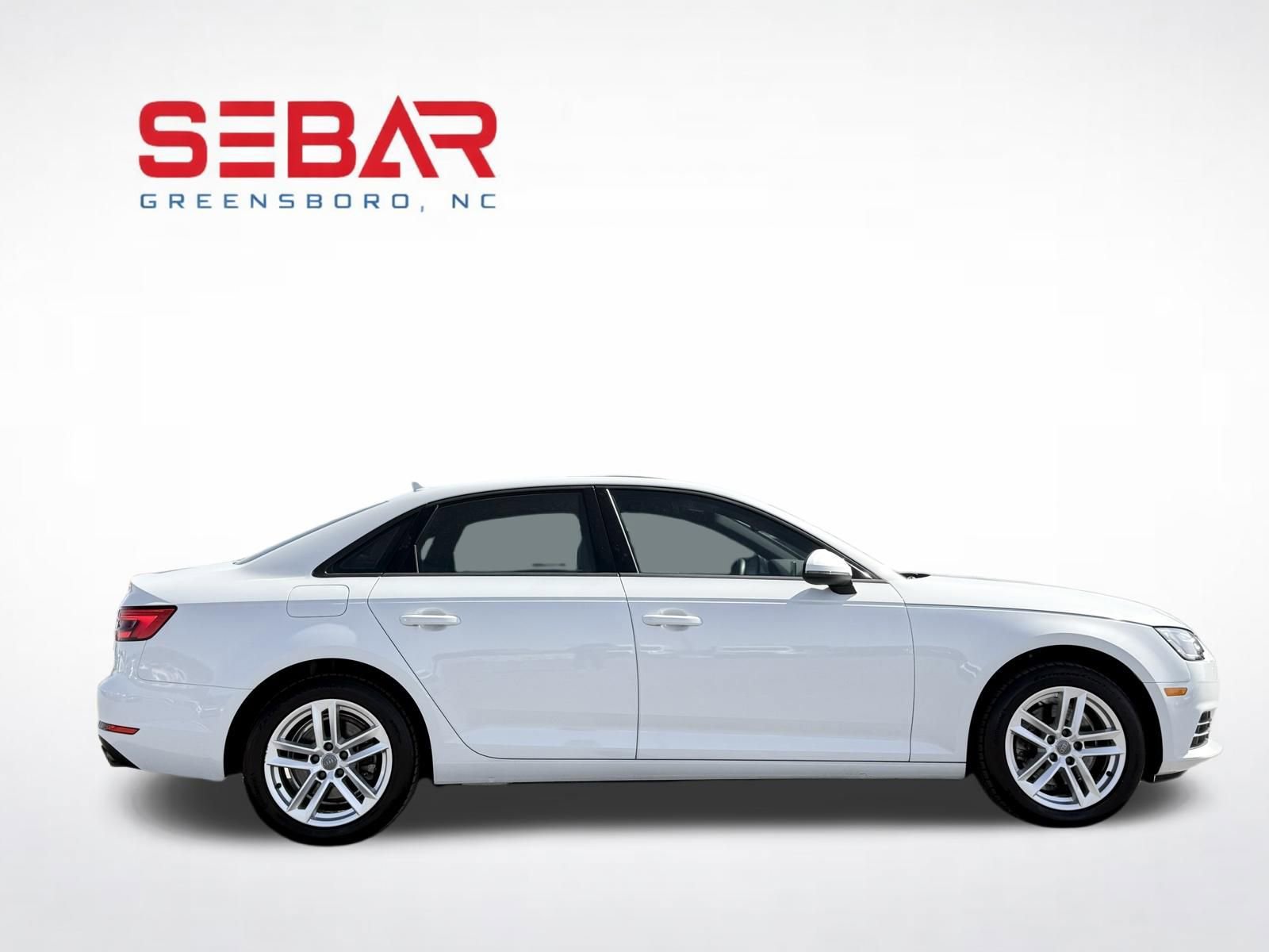 Used 2017 Audi A4 2.0T Ultra Premium w/ Audi MMI Navigation Plus image 5